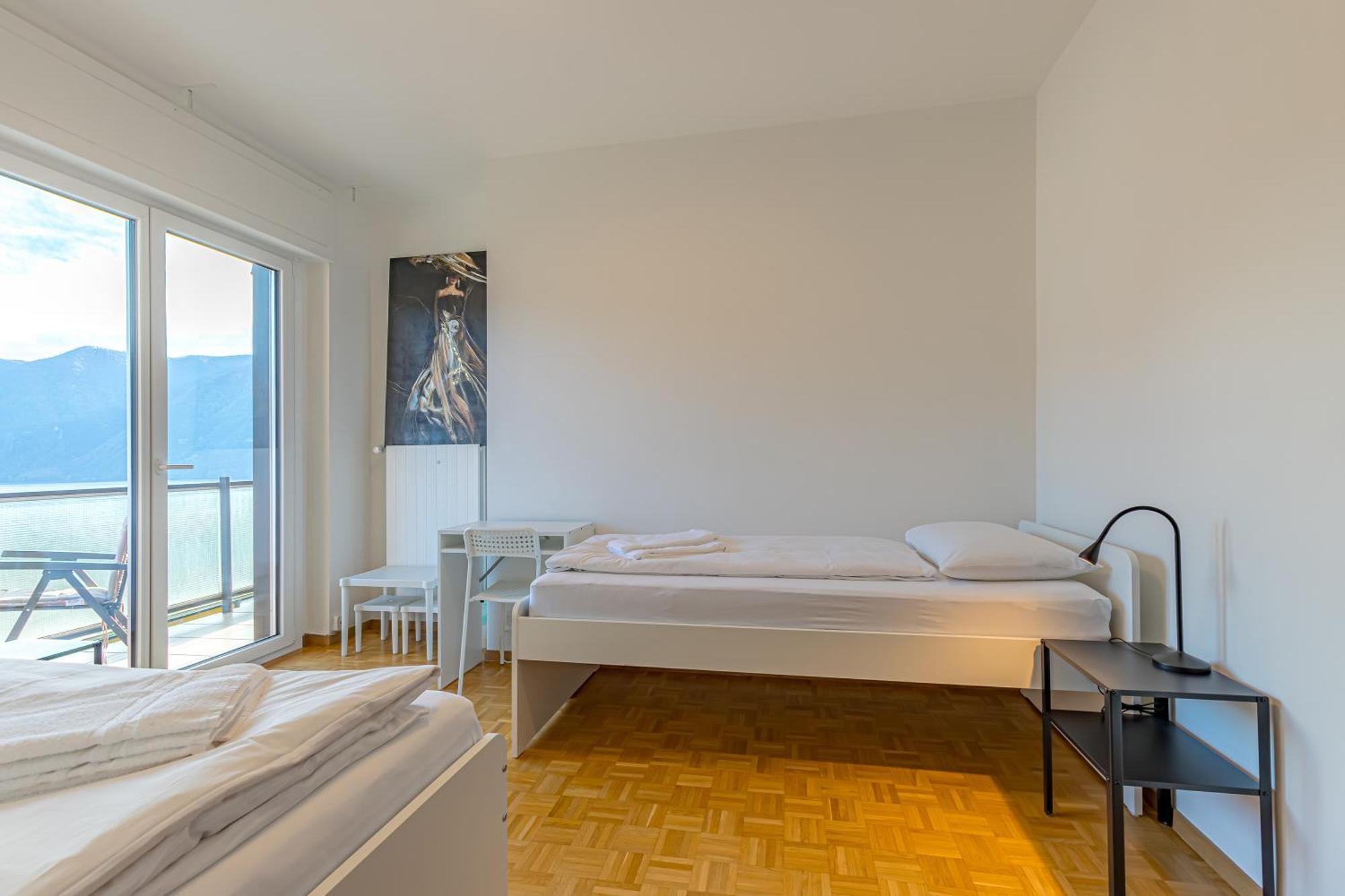 Imperial Of Lugano 4 With A Lake View Behind The Station And 10 Min From The Lake Apartment Екстериор снимка