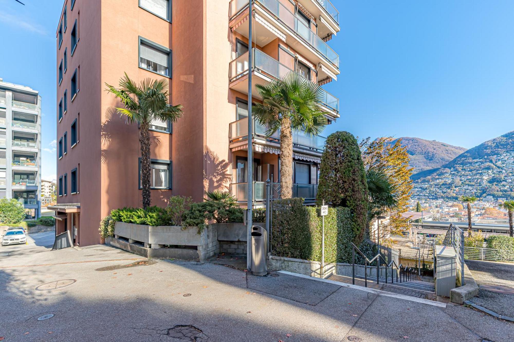 Imperial Of Lugano 4 With A Lake View Behind The Station And 10 Min From The Lake Apartment Екстериор снимка